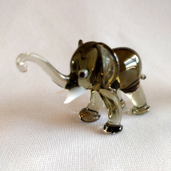 Hand Blown Glass Elephants Miniature Set/3 - Picture 2 of 7
